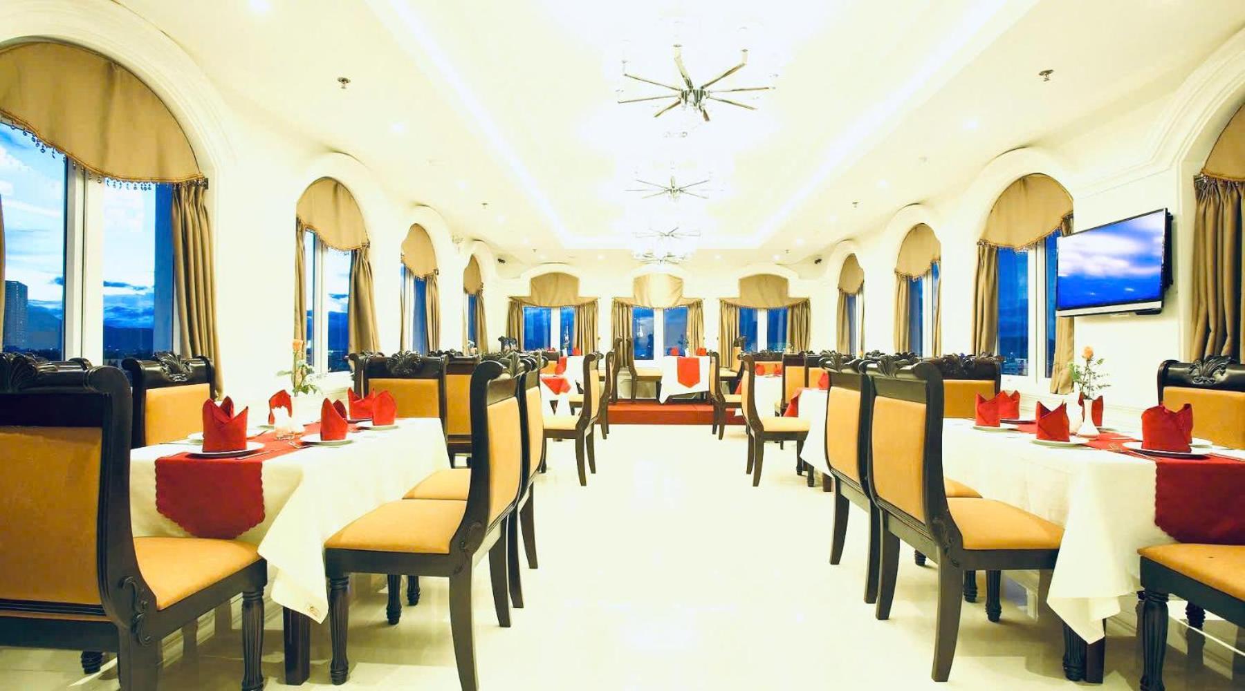 Orange Hotel - City Center Danang, Near Dragon Bridge, Han River Esterno foto