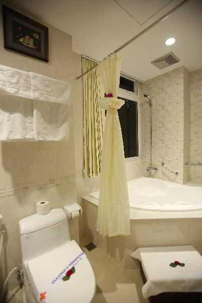 Orange Hotel - City Center Danang, Near Dragon Bridge, Han River Esterno foto